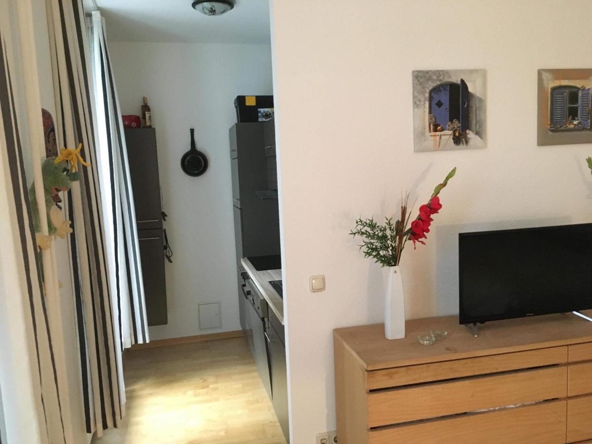1-Zimmer-Apartment Mitten Im Friedrichshain Berlín Exterior foto